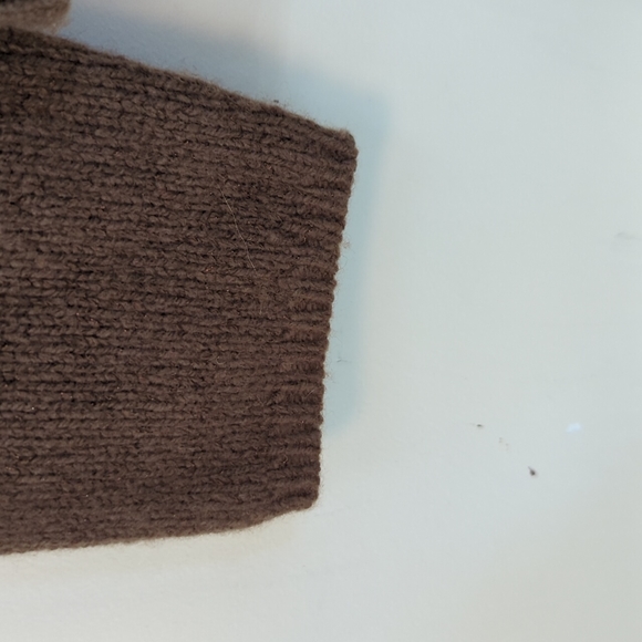 Faconnable Sequined V Neck Sweater - Picture 9 of 13